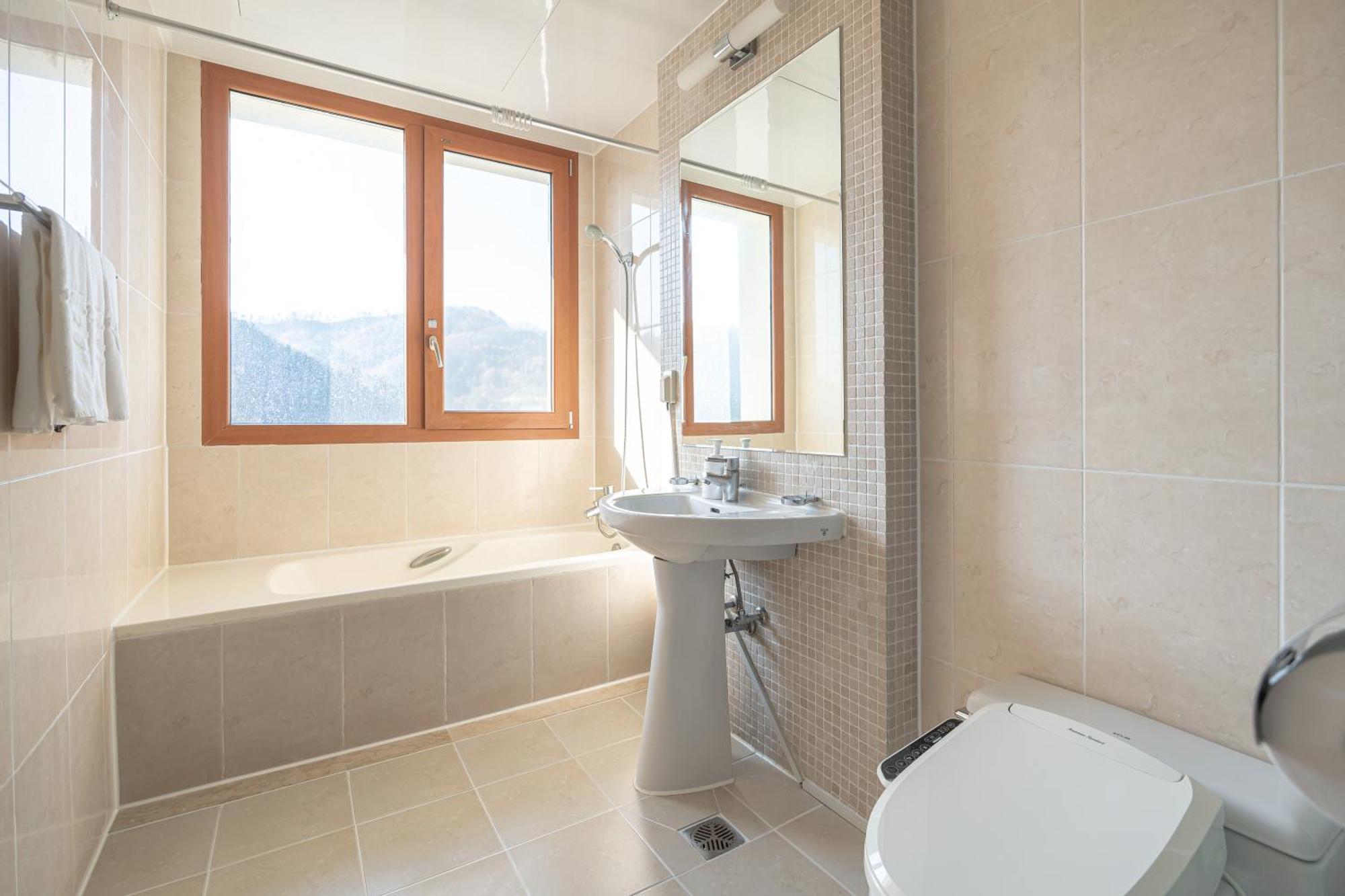 Elysian Gangchon Resort Chuncheon Zewnętrze zdjęcie